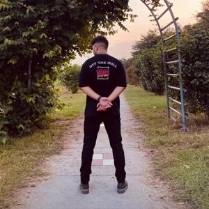 Meet your Posher, Papu boro